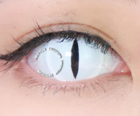 ホワイトスネーク・白猫- SFX-EYES 全眼カラコン 特殊カラコン コスプレ ハロウイン オーダーメイド アニメ 漫画 度付き 度入り 度あり
